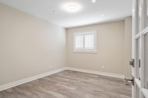 Photo 30 at 150 Rockwood Crescent, Beverley Glen, Vaughan