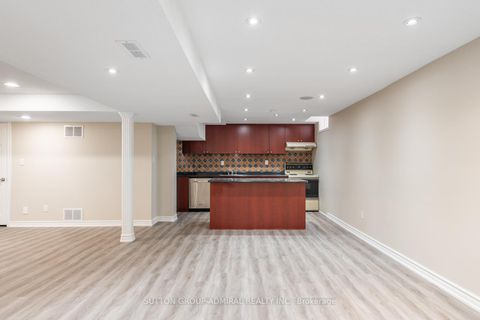 Photo 35 at 150 Rockwood Crescent, Beverley Glen, Vaughan