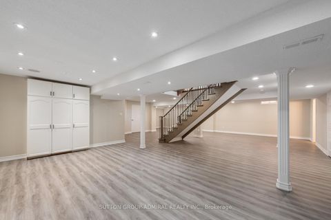 Photo 36 at 150 Rockwood Crescent, Beverley Glen, Vaughan