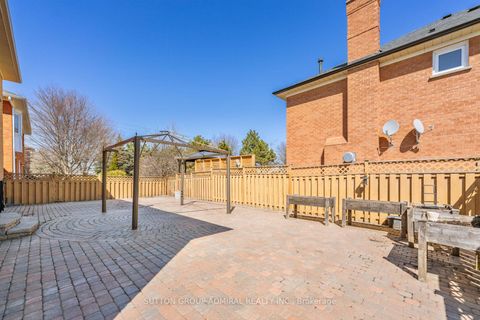 Photo 38 at 150 Rockwood Crescent, Beverley Glen, Vaughan