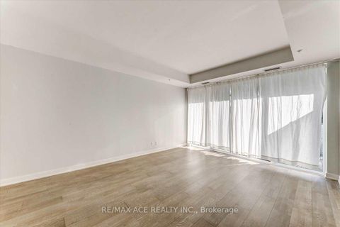 Photo 17 at 206 - 1960 Queen Street, The Beaches, Toronto