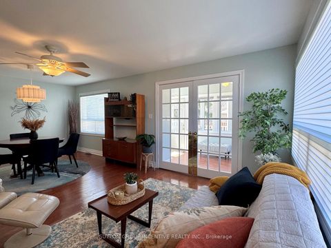 Photo 6 at 3 Melody Lane, Sutton & Jackson's Point, Georgina