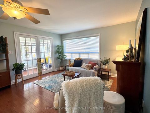 Photo 8 at 3 Melody Lane, Sutton & Jackson's Point, Georgina