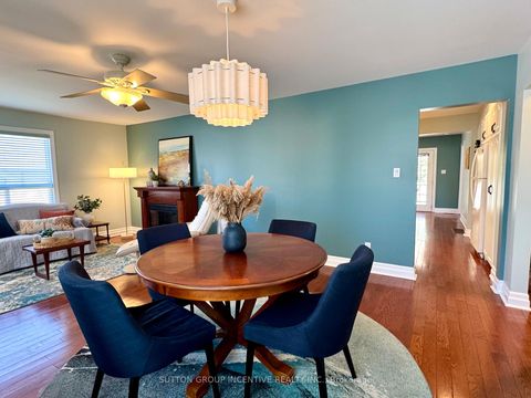 Photo 9 at 3 Melody Lane, Sutton & Jackson's Point, Georgina