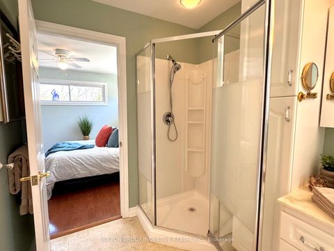 Photo 21 at 3 Melody Lane, Sutton & Jackson's Point, Georgina