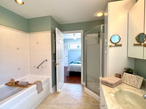 Photo 23 at 3 Melody Lane, Sutton & Jackson's Point, Georgina