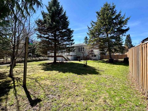 Photo 36 at 3 Melody Lane, Sutton & Jackson's Point, Georgina