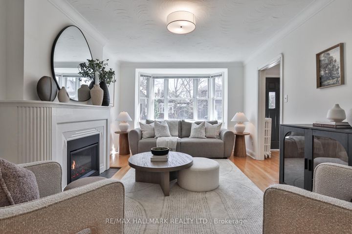 Photo 4 at 140 Everden Road, Cedarvale, Toronto