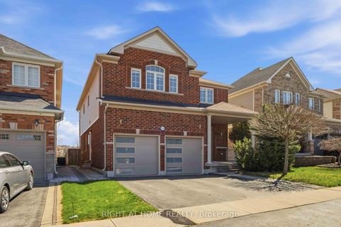 Photo 1 at 1649 Quail Run Drive, Taunton, Oshawa