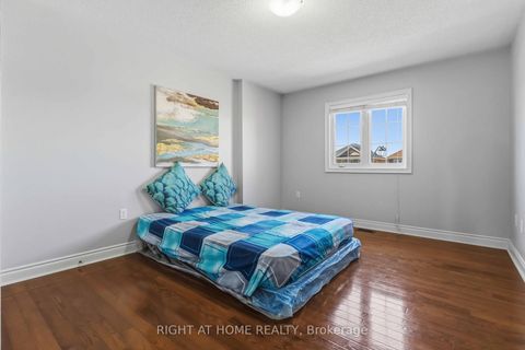 Photo 26 at 1649 Quail Run Drive, Taunton, Oshawa