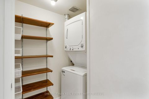 Photo 17 at 1408 - 1001 Bay Street, Bay Street Corridor, Toronto