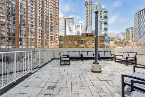 Photo 24 at 1408 - 1001 Bay Street, Bay Street Corridor, Toronto