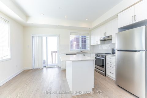 Photo 7 at 82 William Duncan Road, CFB, Toronto