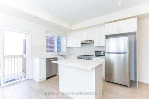 Photo 9 at 82 William Duncan Road, CFB, Toronto