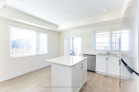 Photo 10 at 82 William Duncan Road, CFB, Toronto