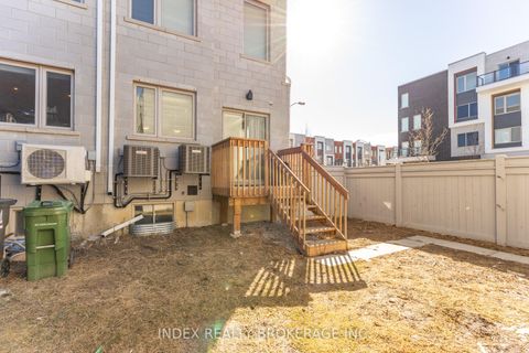 Photo 12 at 82 William Duncan Road, CFB, Toronto