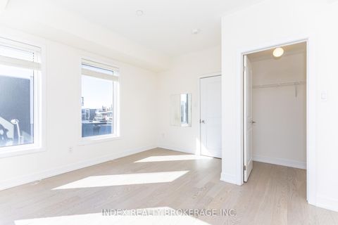 Photo 32 at 82 William Duncan Road, CFB, Toronto