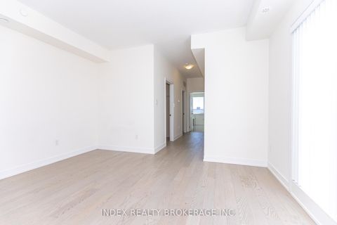 Photo 35 at 82 William Duncan Road, CFB, Toronto