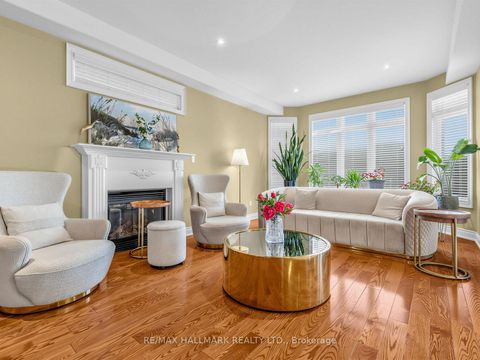 Photo 4 at 69 B Elm Grove Avenue, Oak Ridges, Richmond Hill