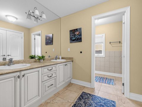 Photo 18 at 69 B Elm Grove Avenue, Oak Ridges, Richmond Hill