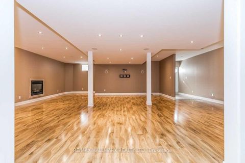 Photo 24 at 69 B Elm Grove Avenue, Oak Ridges, Richmond Hill