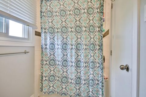 Photo 14 at 74 Baldwin Lane, Allandale, Barrie