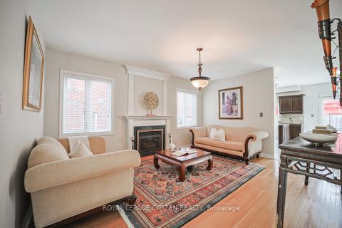Photo 9 at 31 Burnhaven Avenue, Maple, Vaughan
