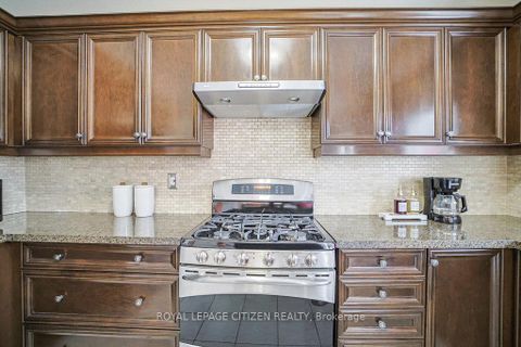 Photo 16 at 31 Burnhaven Avenue, Maple, Vaughan