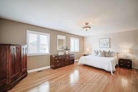Photo 24 at 31 Burnhaven Avenue, Maple, Vaughan