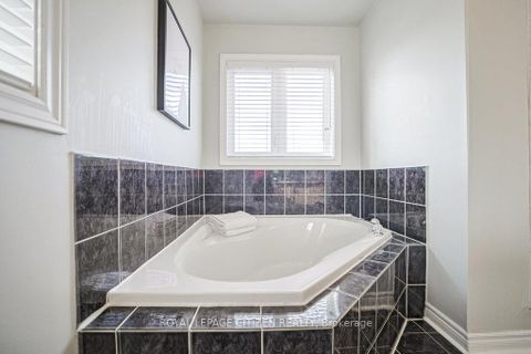 Photo 27 at 31 Burnhaven Avenue, Maple, Vaughan