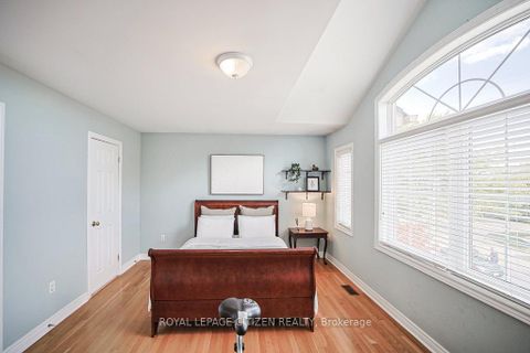 Photo 28 at 31 Burnhaven Avenue, Maple, Vaughan