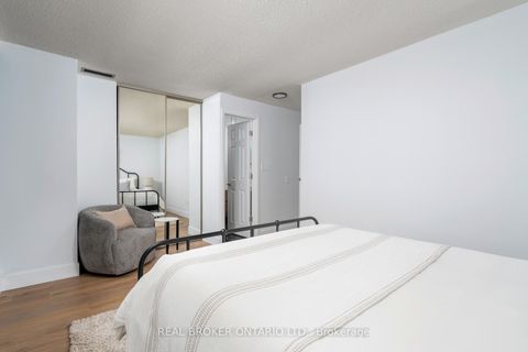 Photo 16 at 1601 - 3845 Lake Shore Boulevard W, Long Branch, Toronto