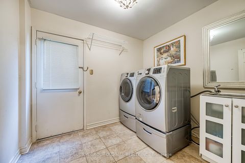 Photo 8 at 267 Aurora Heights Drive, Aurora Heights, Aurora