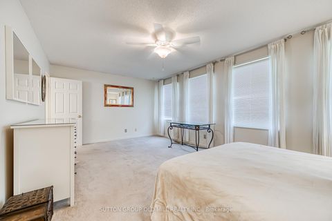 Photo 10 at 267 Aurora Heights Drive, Aurora Heights, Aurora