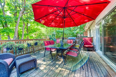 Photo 17 at 267 Aurora Heights Drive, Aurora Heights, Aurora