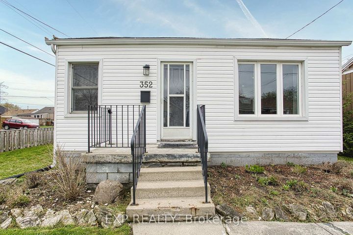 Photo 4 at 352 Fairfield Avenue, Homeside, Hamilton
