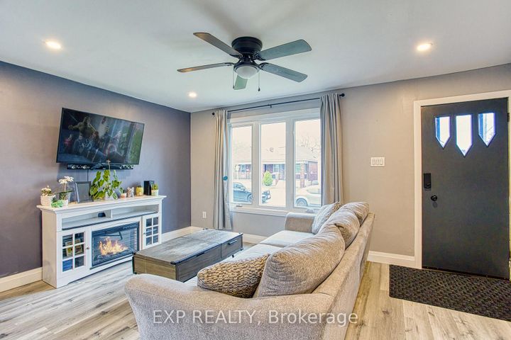 Photo 7 at 352 Fairfield Avenue, Homeside, Hamilton