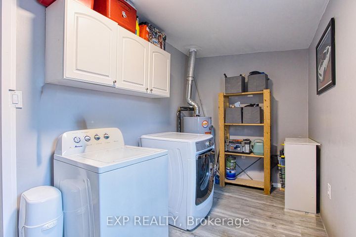 Photo 17 at 352 Fairfield Avenue, Homeside, Hamilton