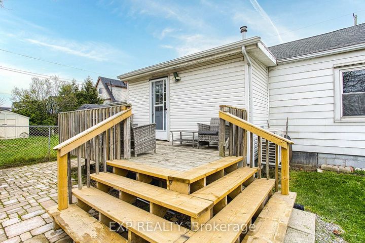 Photo 19 at 352 Fairfield Avenue, Homeside, Hamilton