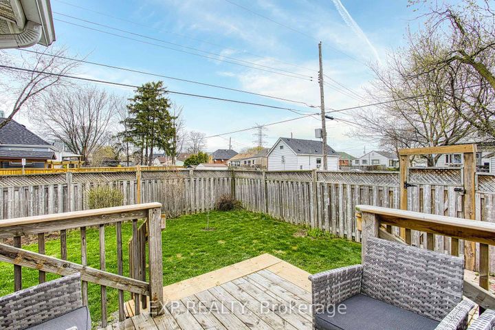 Photo 21 at 352 Fairfield Avenue, Homeside, Hamilton