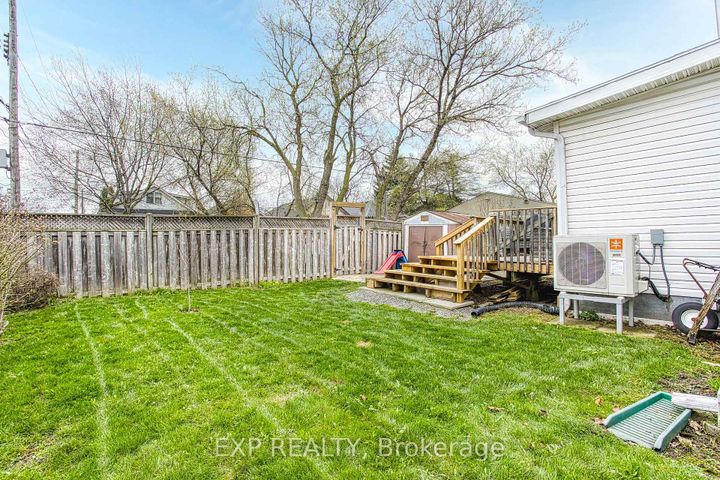 Photo 22 at 352 Fairfield Avenue, Homeside, Hamilton