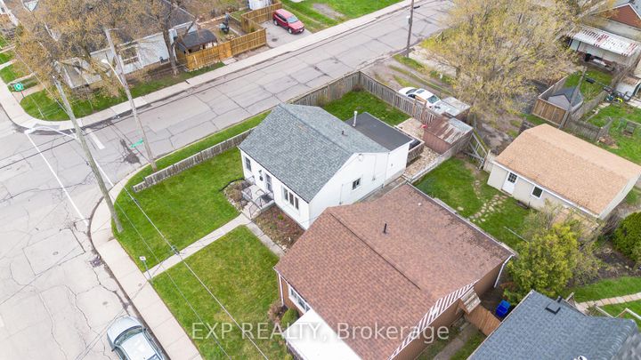 Photo 24 at 352 Fairfield Avenue, Homeside, Hamilton