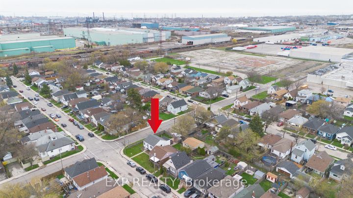 Photo 25 at 352 Fairfield Avenue, Homeside, Hamilton