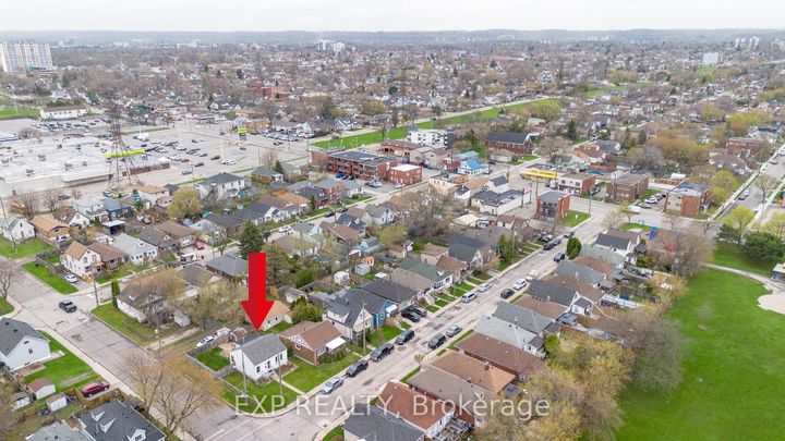 Photo 27 at 352 Fairfield Avenue, Homeside, Hamilton