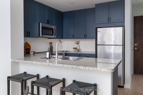 Photo 6 at 1713 - 85 Bloor Street E, Yonge Corridor, Toronto