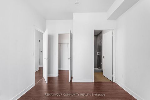 Photo 10 at 1108 - 8 Eglinton Avenue, Mount Pleasant West, Toronto