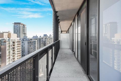 Photo 17 at 1108 - 8 Eglinton Avenue, Mount Pleasant West, Toronto