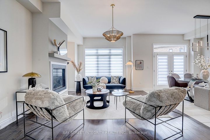 Photo 18 at 38 Settlers Road E, GO Glenorchy, Oakville