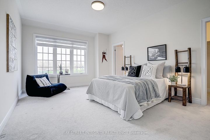 Photo 37 at 38 Settlers Road E, GO Glenorchy, Oakville