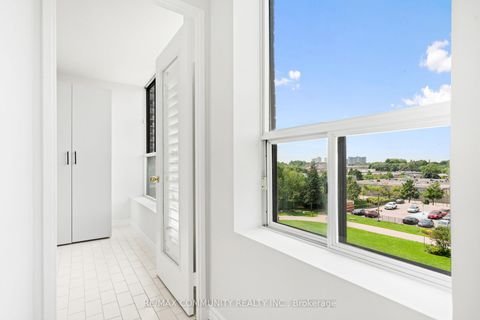 Photo 23 at 501 - 330 Mccowan Road, Eglinton East, Toronto